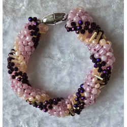 Gefädeltes Armband rosa/lachs/violette