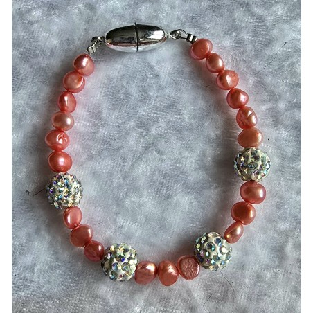 Armband mit verschiedenen Perlen coralle/weiss