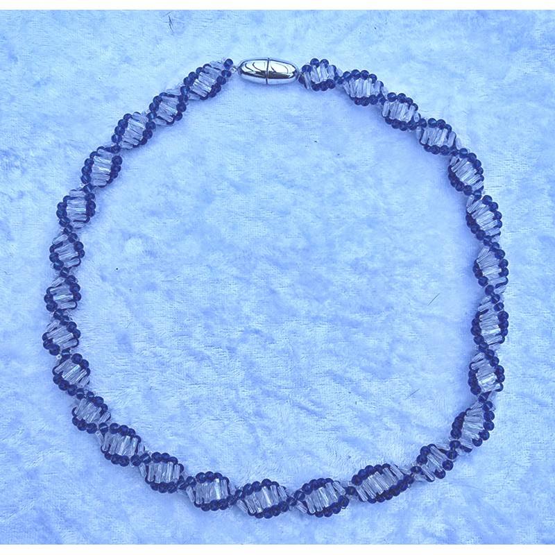 Gefädelte Halskette blau/transparent
