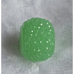 Kunststoff Perle mit Struktur grün