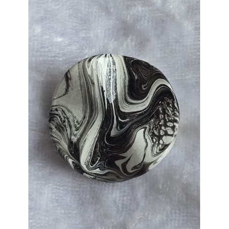 Kunststoff Perle rund-flach-gewellt schwarz/weiss