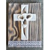 Schild mit Kreuz Herzen geflammt