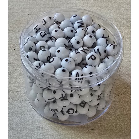 Buchstabenperlen rund/weiss