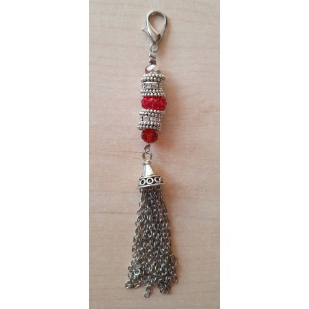 Schmuckanhänger mit Strassperlen rot