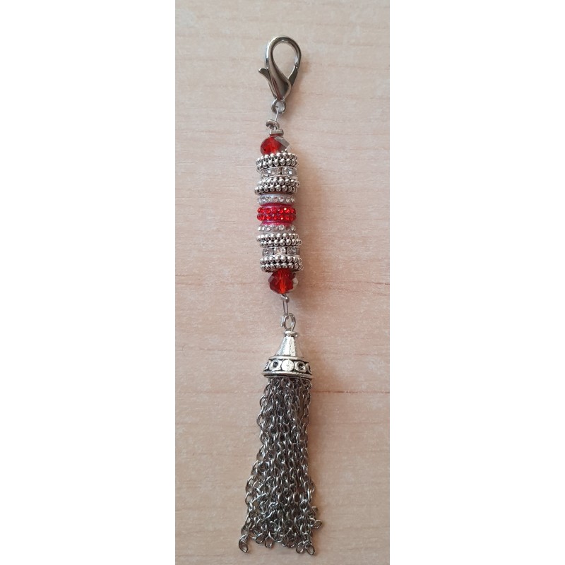 Schmuckanhänger mit Strassperlen rot