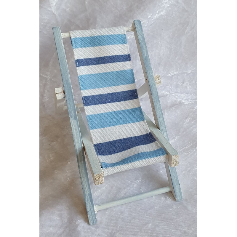 Liegestuhl blau