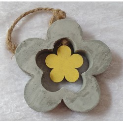 Beton Blume zum Hängen gelb