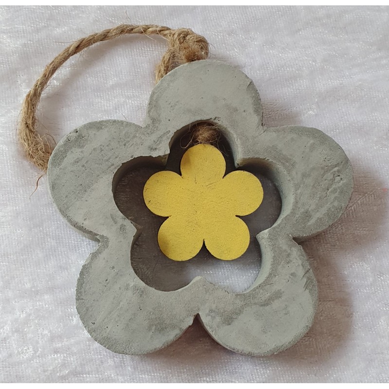 Beton Blume zum Hängen gelb