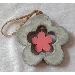 Beton Blume zum Hängen rosa