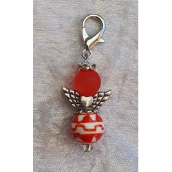 Stein Engel rot