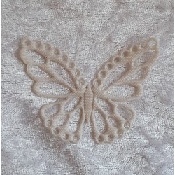 Schmetterling aus Stoff creme