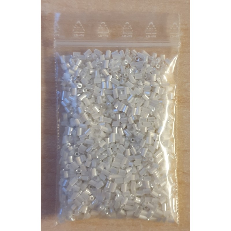 Stiftperlen weiss