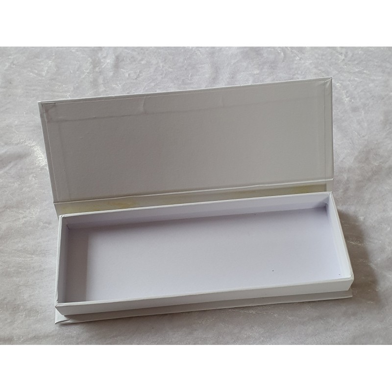 Pappmache Stiftebox weiss