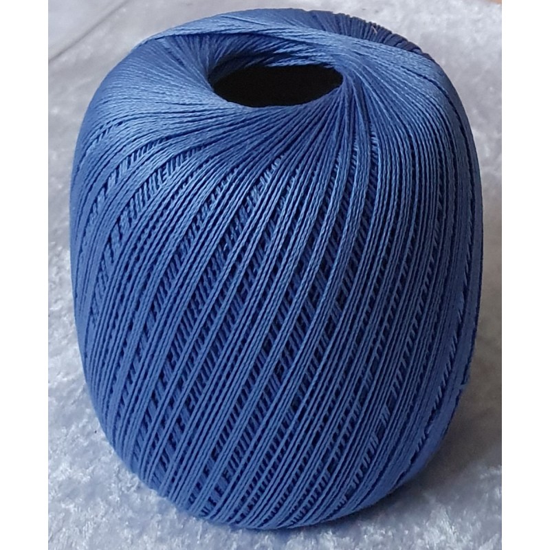 Garn blau