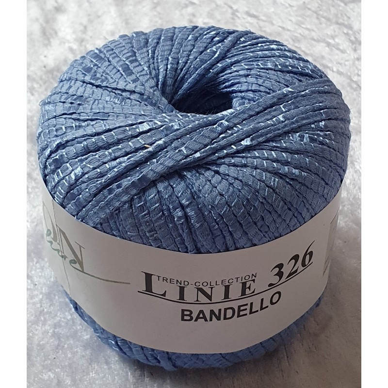 Garn hellblau