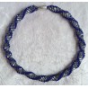 Gefädelte Halskette blau/weiss