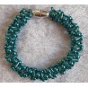 Gefädeltes Armband türkis