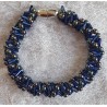 Gefädeltes Armband dunkelblau