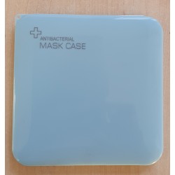 Schutzmasken-Böxli hellblau