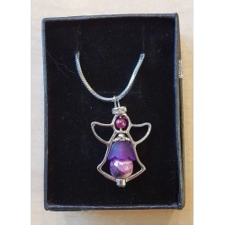 Kette mit Engelanhänger violette