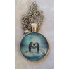 Kette mit Cabochon-Anhänger Pinguine