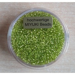 Miyuki Rocailles silverlined light green